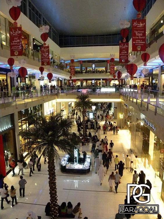 مركز تسوق في دبي باراجل